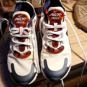 Nike Air 270 react